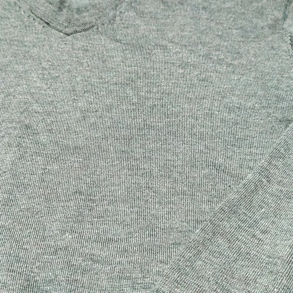 Turnbury Heather Green Large 100% Extra Fine Merino Wool Crewneck Large